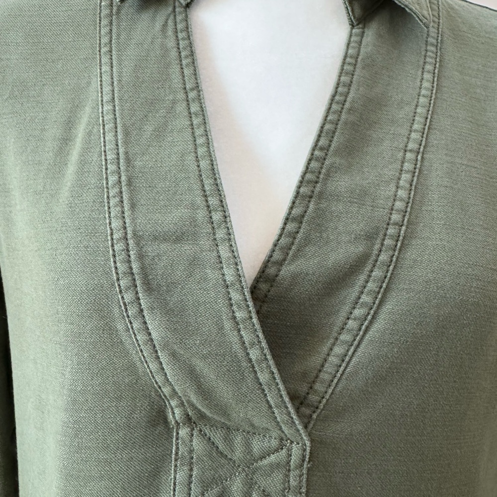 Faherty Small Olive Green V-Neck Dress